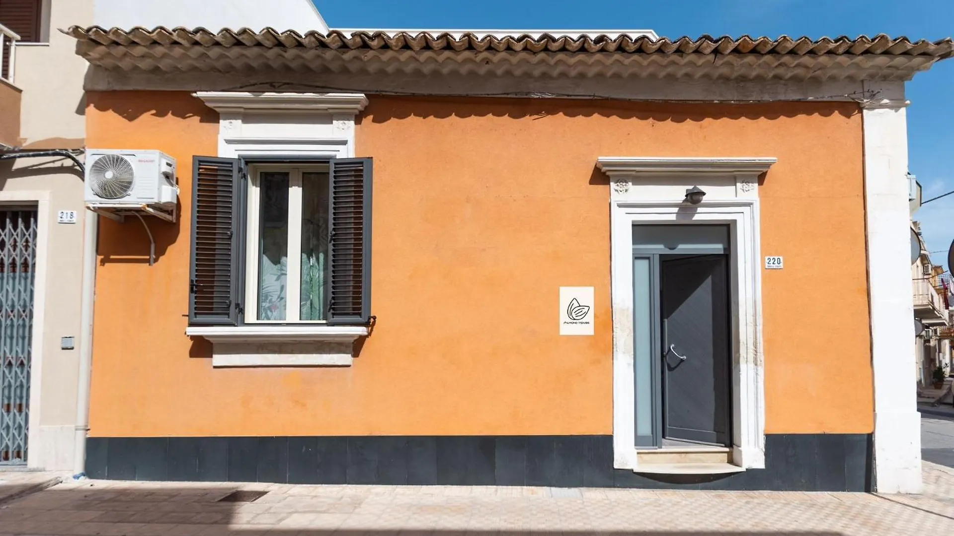 Almond House Apartment Avola